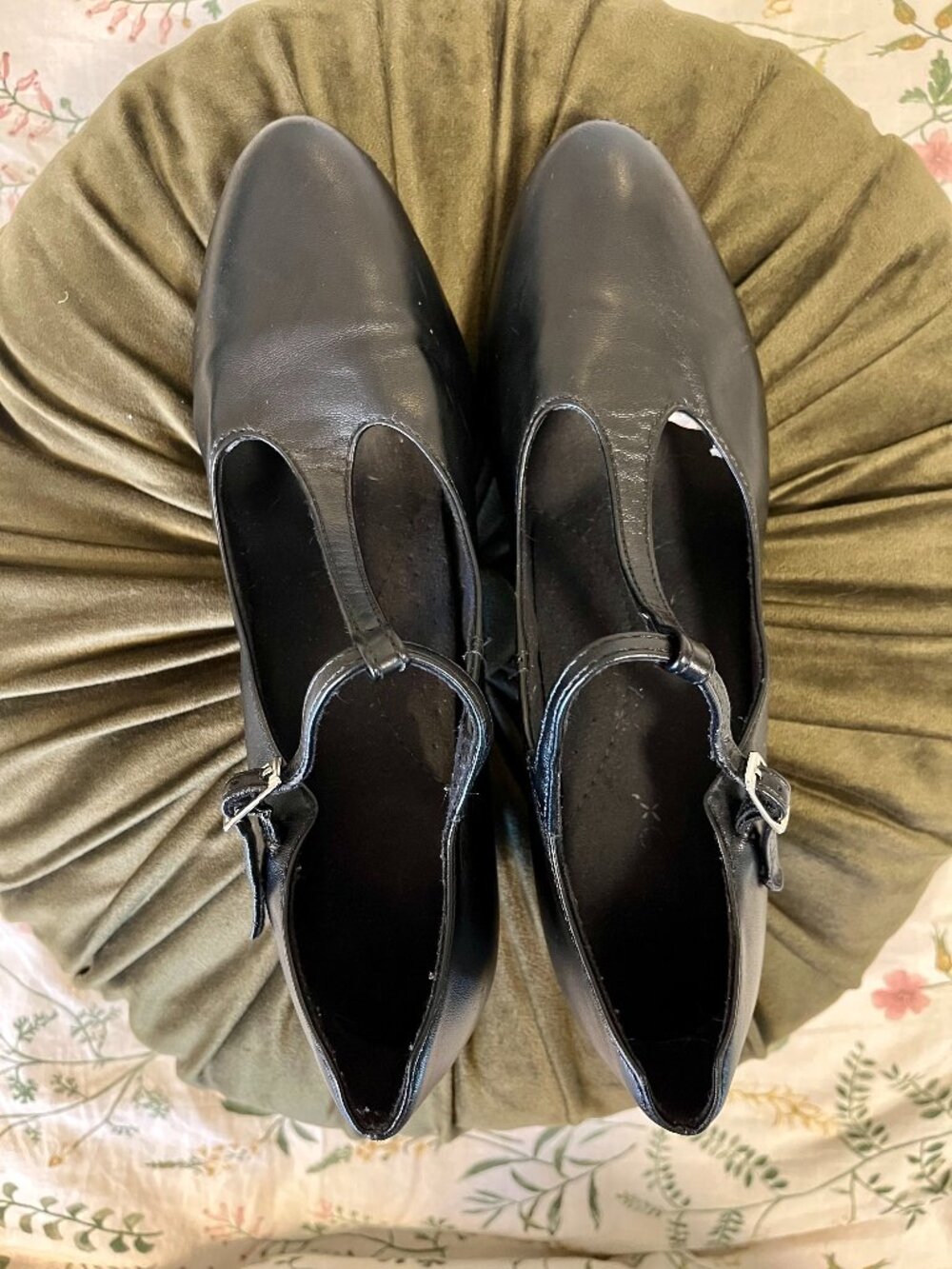 Jr. Footlight T-Strap Character Shoe 9 1/2